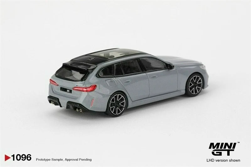 MINI GT 1:64 M3 Competition Touring Portimao / M5 Touring G99 Brooklyn Die-Cast Car Model Miniature Gifts