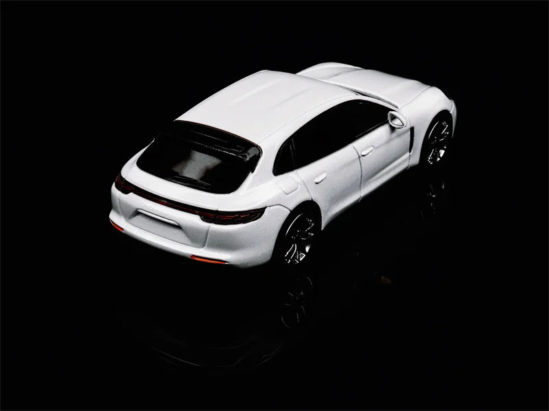Furuya 1:64 Panamera Turbo Sedan / Shooting Brake GT Silver Die-Cast Car Model Collection Miniature