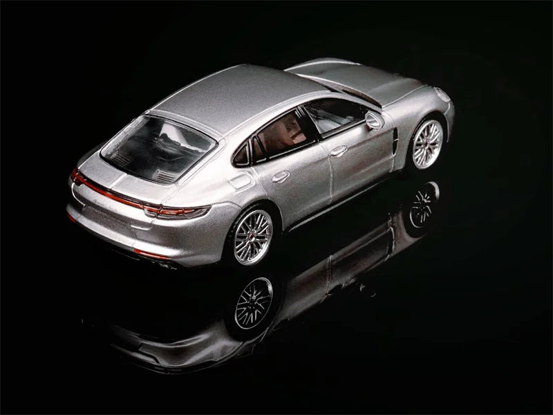 Furuya 1:64 Panamera Turbo Sedan / Shooting Brake GT Silver Die-Cast Car Model Collection Miniature