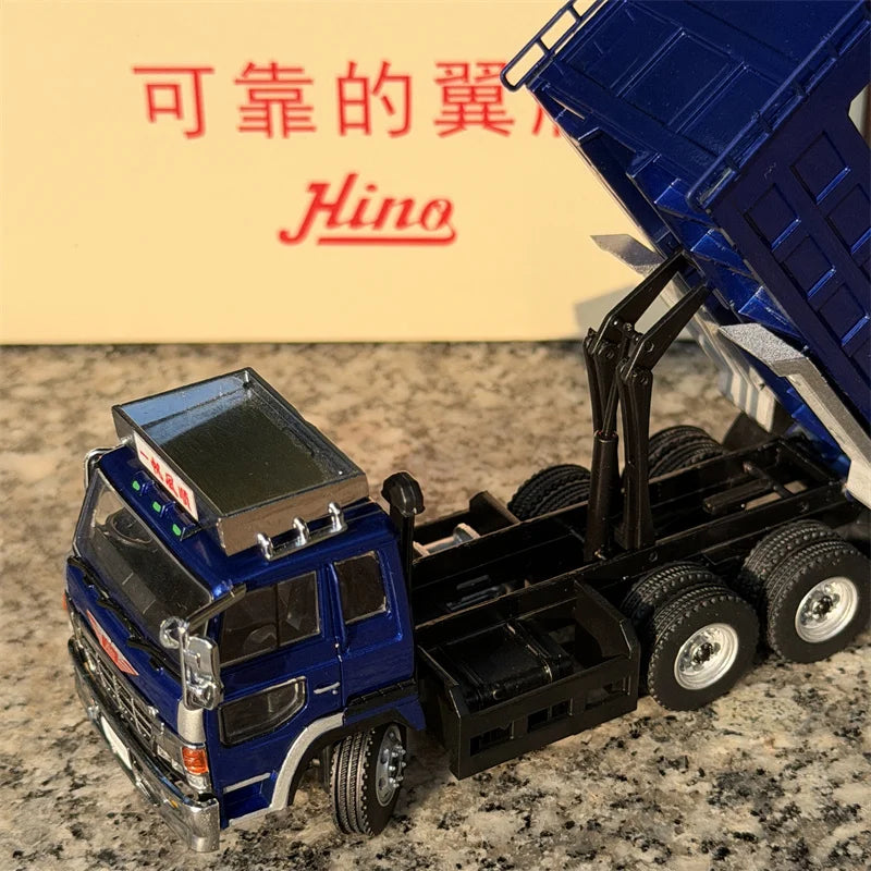 DBGT 1:64 Hino Super Dolphin Die-Cast Car Model Miniature Gifts