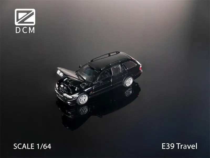 DCM 1:64 E39 Wagon Diecast Model Car