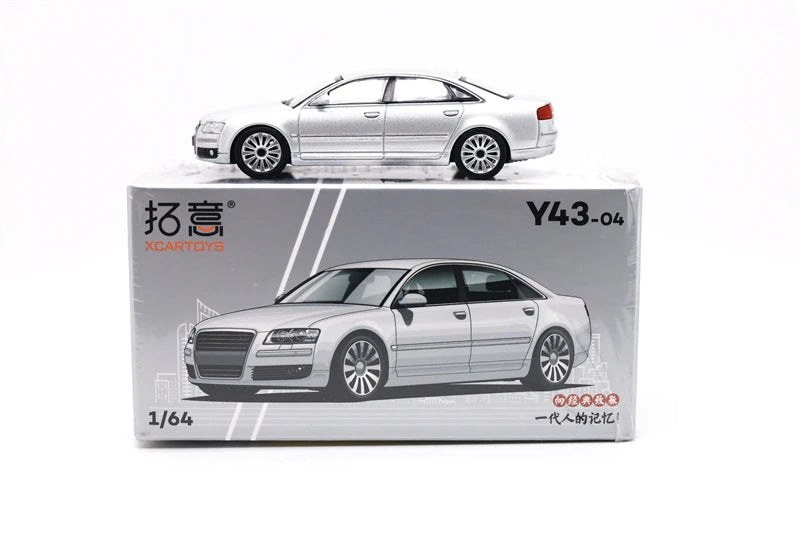 Xcartoys 1:64 Hongqi / 560SEL / A8 Diecast Model Car
